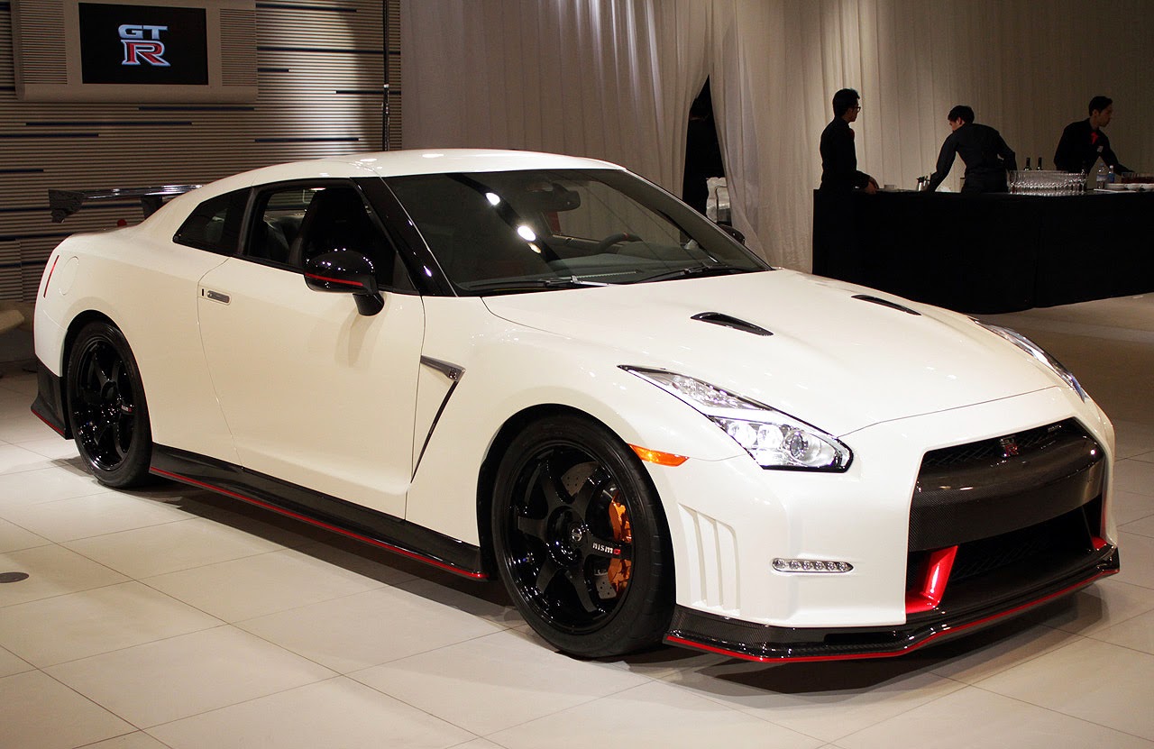 Nissan GTR 2015